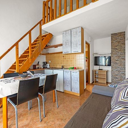 Apartments Mijic Medulin Luaran gambar